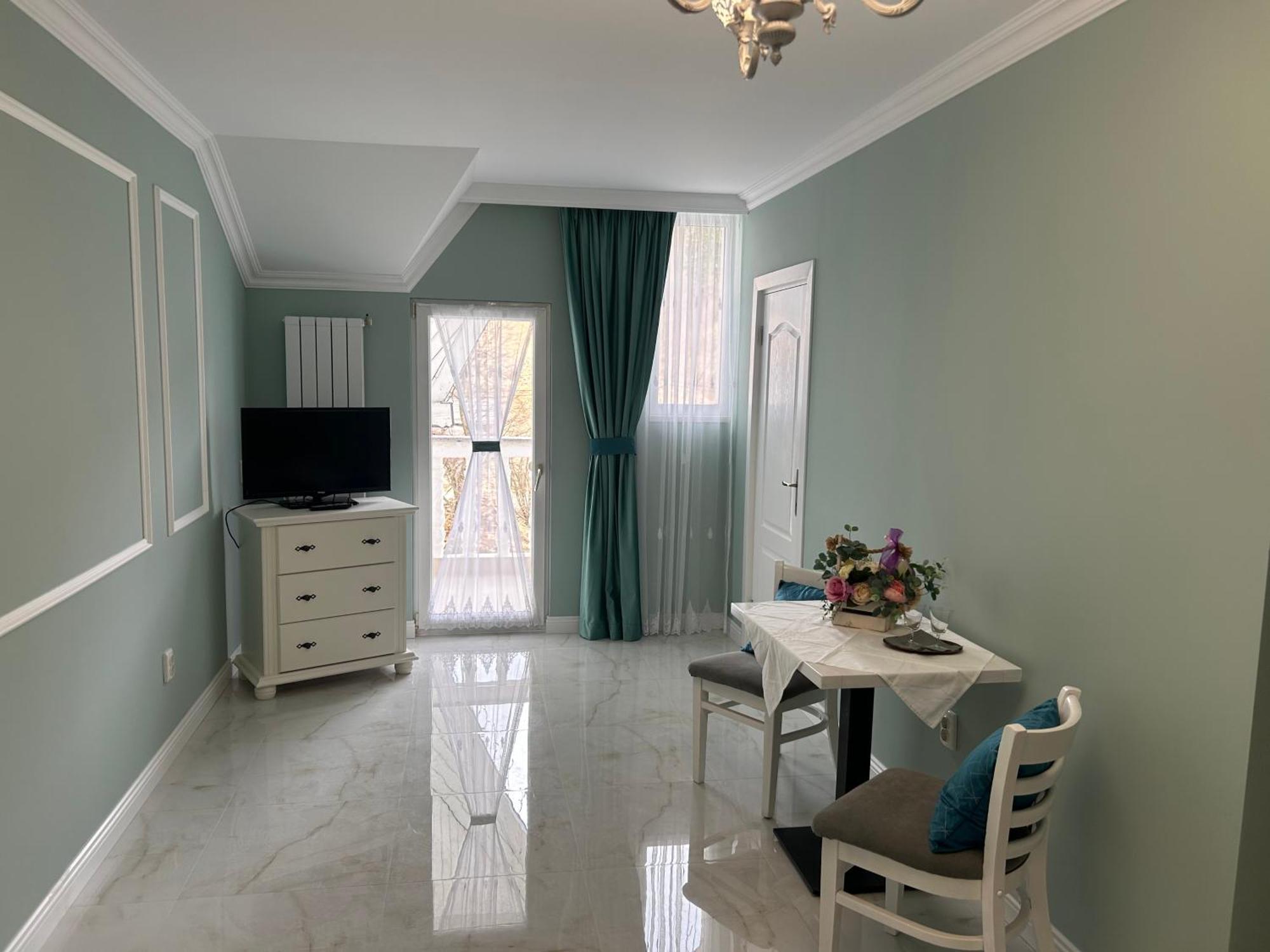 Casa Avram Hotel Sucevita Buitenkant foto